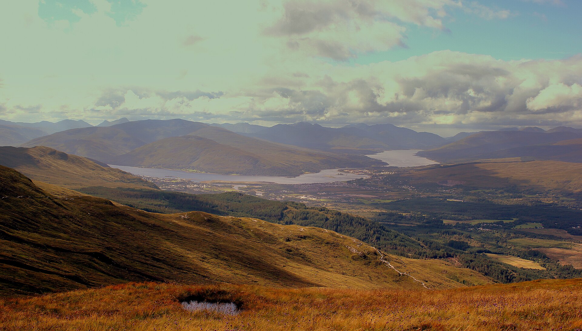 THE NEVIS RANGE LOOKING TOWARDS FORT WILLIAM SCOTTISH HIGHLANDS SEP 2013